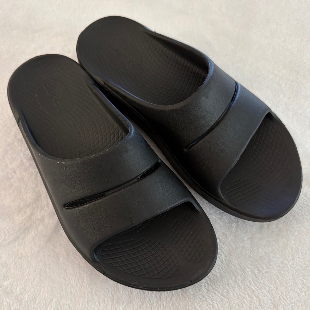 Oofos OOahh Sport Recovery Slides Black‎ Women 8 Men 6 EU 39 Sandals Comfort